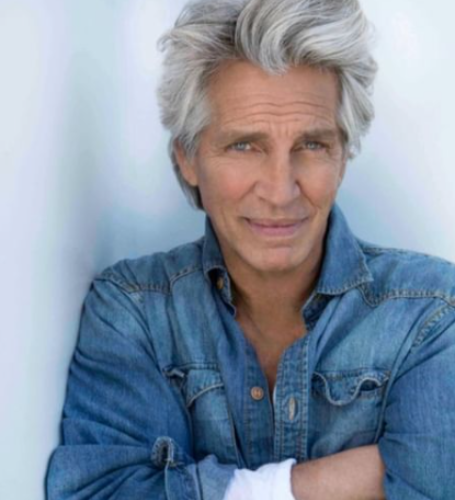 Eric Roberts was in a serious car accident while living with Sandy Dennis.