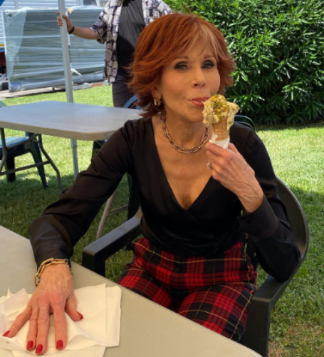 Jane Fonda reflects on her plastic surgery experience.